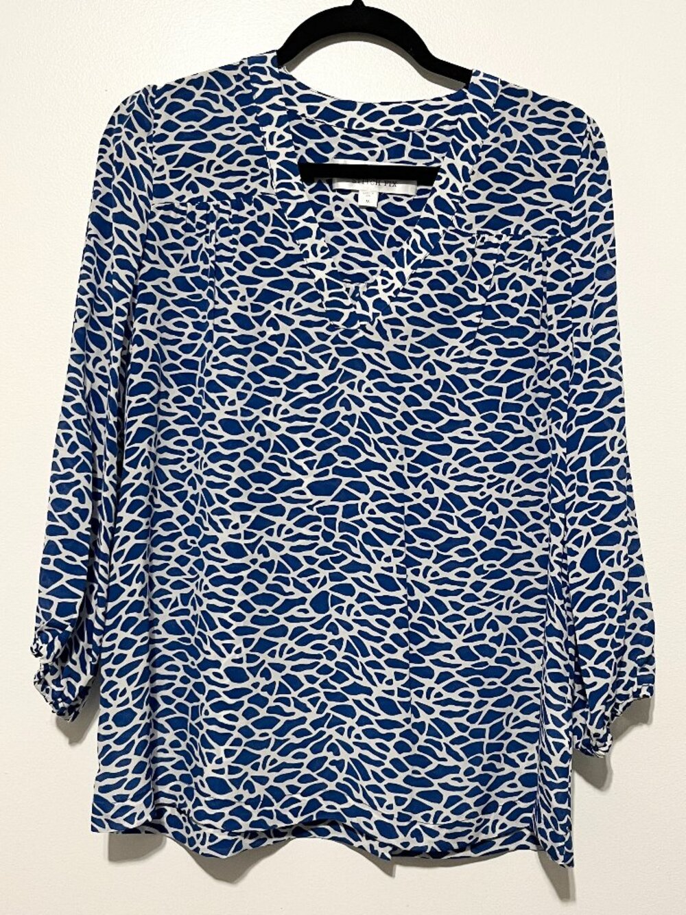 Amour Vert Womens 100% Silk Popover Blouse M Geometric Print Mature Office